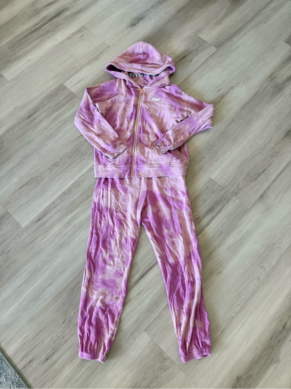 Volcom Kids Pink Zip Hoodie and Jogger Set in Tie-Dye Pink size 8/10 and 10/12